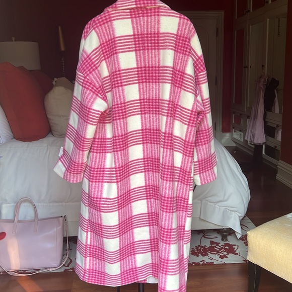 Pink plaid coat - Picture 7 of 7